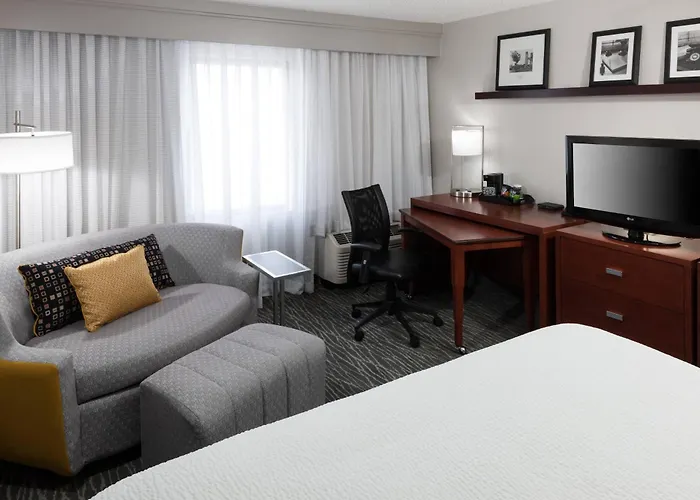Courtyard By Marriott Waco