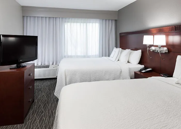 Courtyard By Marriott Waco