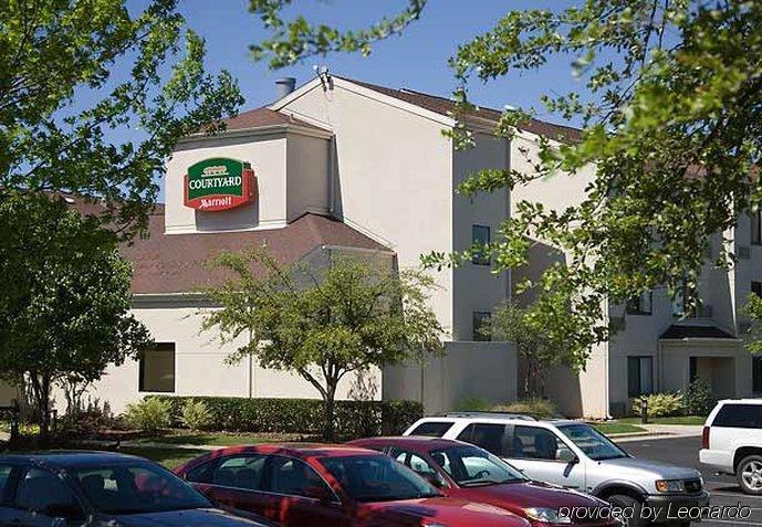 Courtyard By Marriott Waco