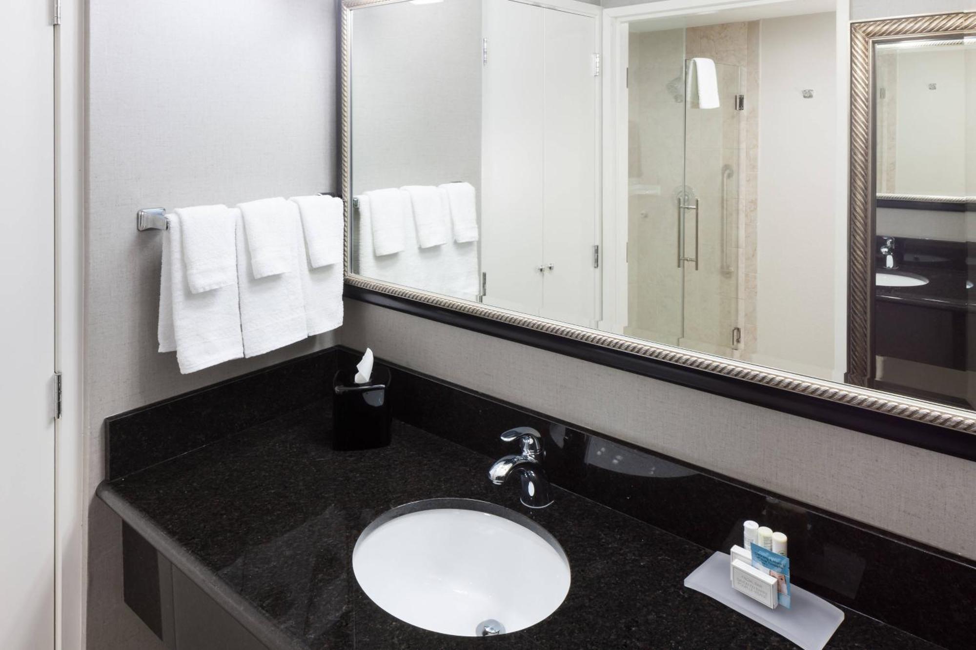 Courtyard By Marriott 3*
