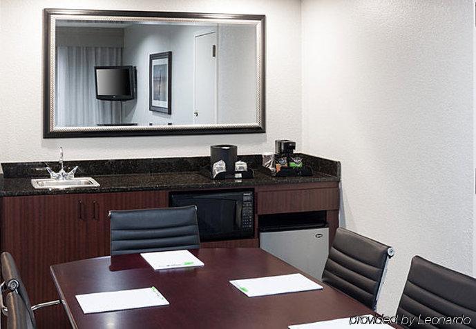 Courtyard By Marriott Waco