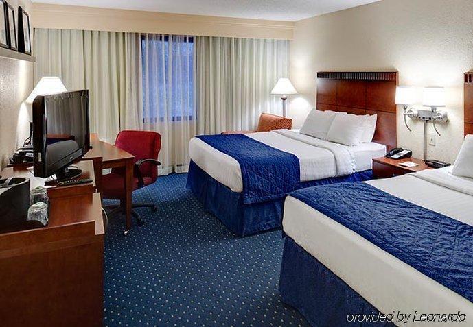 Hotel Courtyard By Marriott