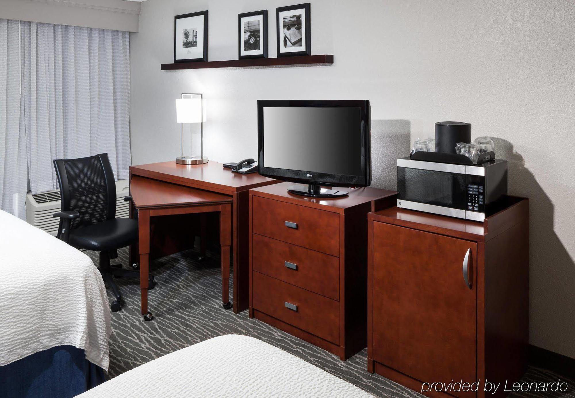 Courtyard By Marriott