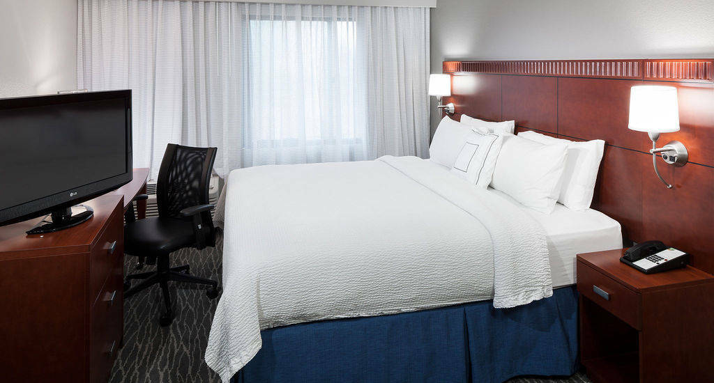 Hotel Courtyard By Marriott
